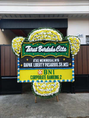 Papan Bunga Duka di Rawa Badak Selatan