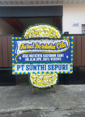 Papan Bunga Duka di Rawa Badak Selatan