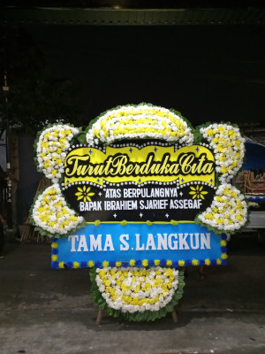 Papan Bunga Duka di Rawa Badak Selatan